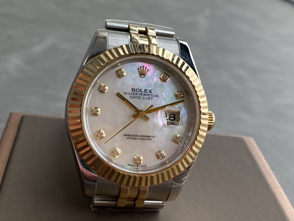 激安ロレックス背面デザイン